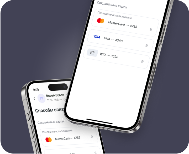 Два наклоненных смартфона показывают экран приложения для платежей с сохраненными картами mastercard, заканчивающейся 4785 visa, заканчивающейся 4346, и картой, заканчивающейся 3598 | altegio | altegio
