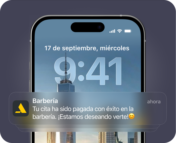 Pantalla de un smartphone en la que se ve una notificación de la peluquería indicando que tu cita se ha pagado correctamente. En la peluquería estamos deseando verte, sobre un fondo de pantalla con un paisaje urbano | altegio | altegio