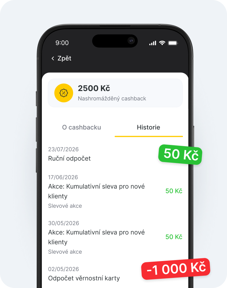 Obrazovka mobilní aplikace zobrazující zůstatek cashbacku ve výši 30 € s vybranou záložkou „Historie“ a seznamem položek, např. +5 €  45 € | altegio | altegio