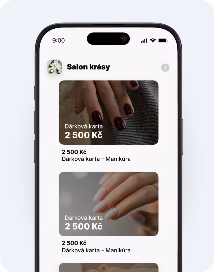 Obrazovka mobilní aplikace pro salon krásy, na které jsou zobrazeny dvě zaoblené dárkové karty: dárková karta v hodnotě 100 € a členství v hodnotě 50 € | altegio | altegio